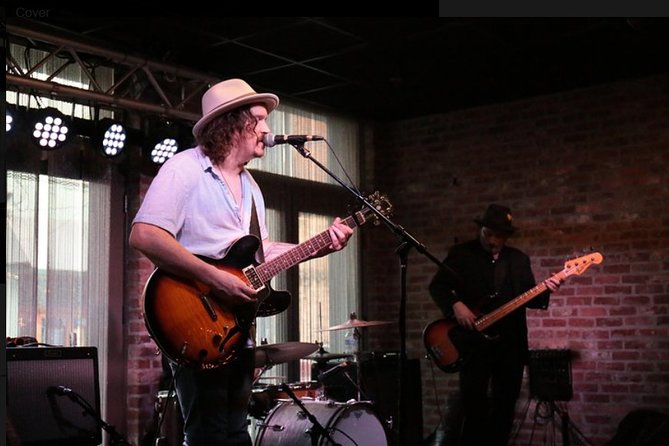 New Orleans Jazz History and Music Walking Tour - Frenchmen Street and the first live set