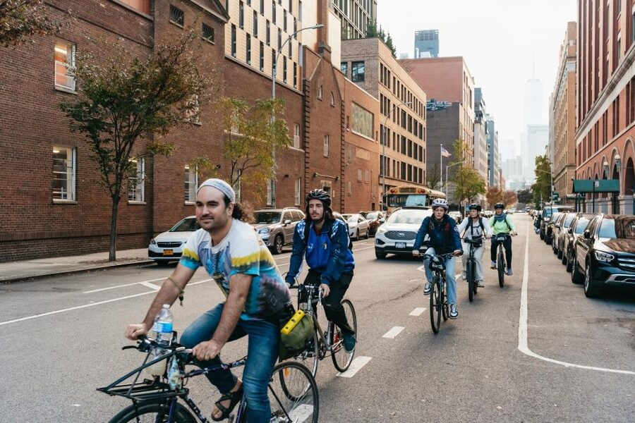 NYC: Radical and Weird History Bike Tour of Manhattan - Key things to know before you ride