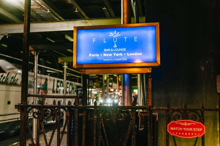 NYC: Speakeasy Drinks and Prohibition History Tour - Final stop: the end of the ban and New York nightlife