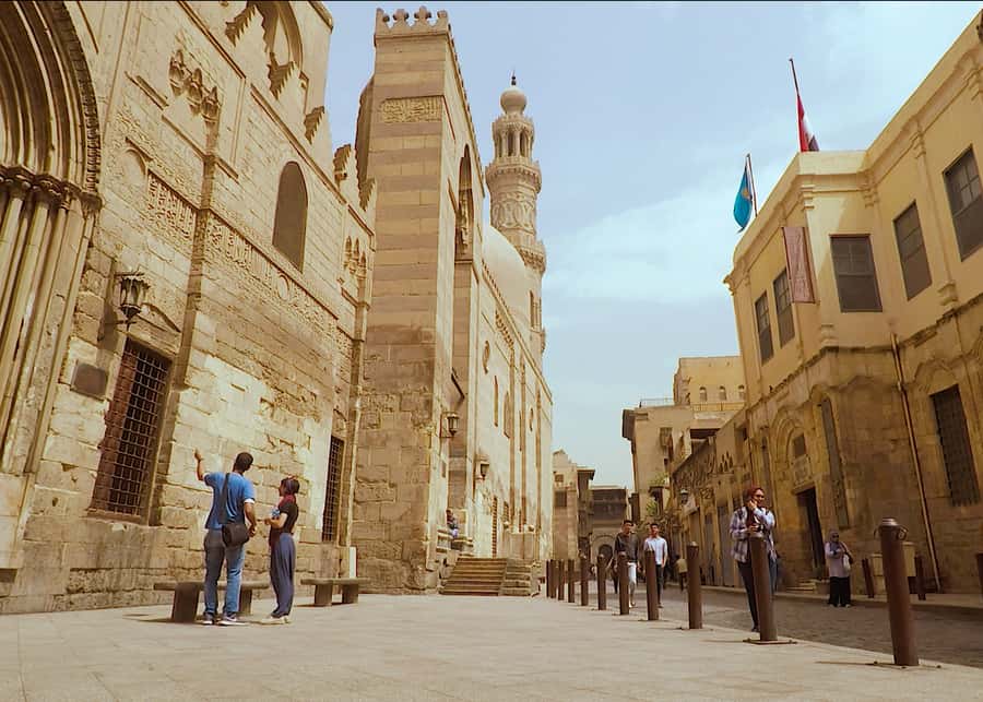 Old Cairo Guided Walk Tour: History, Culture & Street Bites - Walking El Moez Street