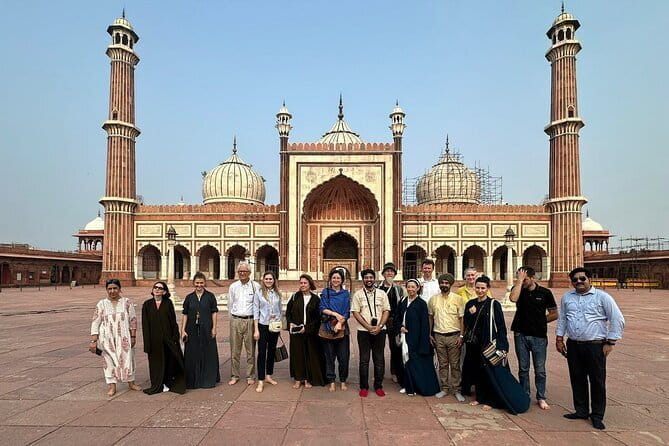 Old Delhi Walking Tour: Food, Culture & Spice Bazaars - Why this Old Delhi walk works