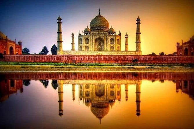 Old Delhi Walking Tour: Food, Culture & Spice Bazaars - Practical tips for a smoother visit