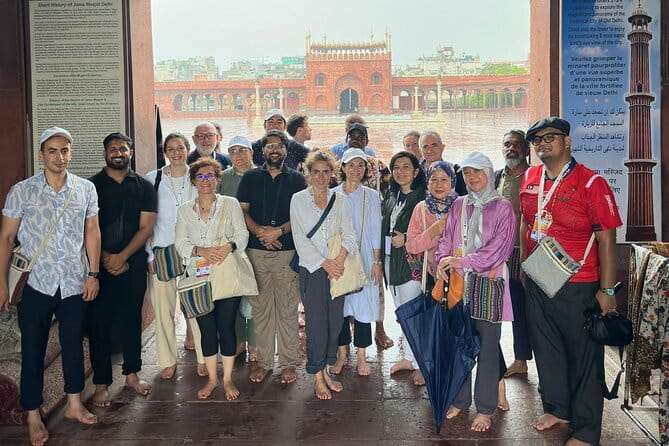 Old Delhi Walking Tour: Food, Culture & Spice Bazaars - Khari Baoli and the smell of the spice trade
