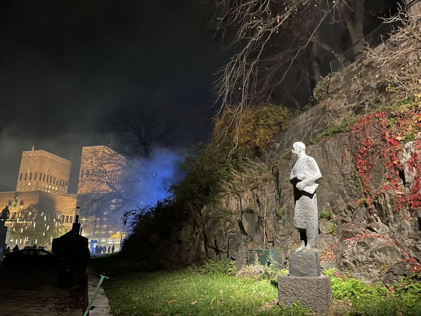 Oslo: Historic Myths & Legends Evening Walking Tour - Starting at City Hall and its Viking beliefs