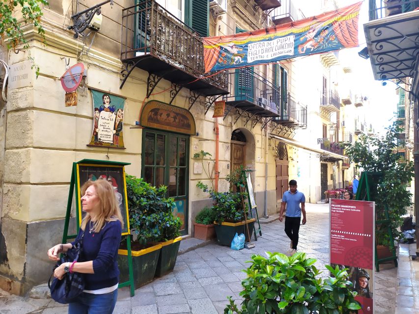 Palermo: Walking Tour of Historic Markets and Monuments - Guide Quality Makes the Difference