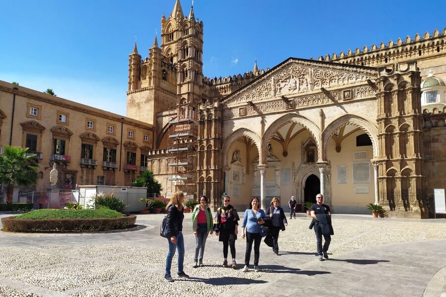 Palermo: Walking Tour of Historic Markets and Monuments - Teatro Massimo and Palermo’s Ghostly Side