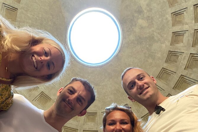Pantheon Elite Guided Tour - Rome's Iconic Ancient Temple - Inside the Pantheon: one room, many centuries