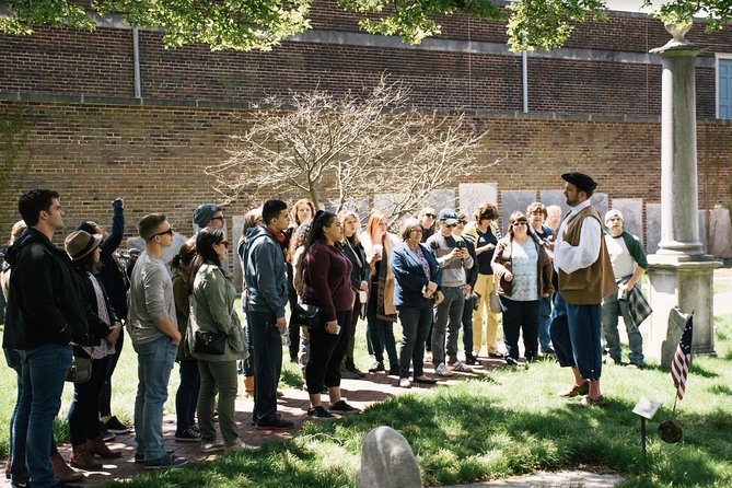 Philadelphia Old City Historic Walking Tour with 10+ Top Sites - The guide can make or break the experience