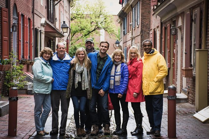Philadelphia Old City Historic Walking Tour with 10+ Top Sites - Betsy Ross House and Elfreth’s Alley