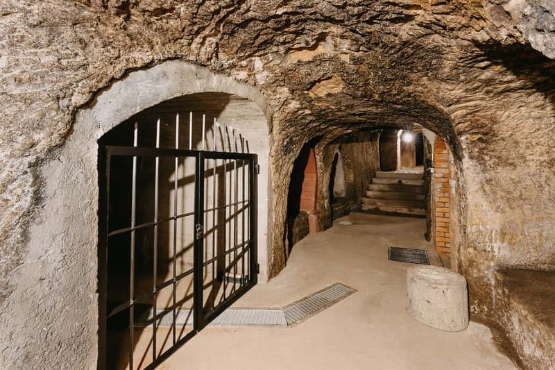Pilsen: Historic Underground Tour with a Glass of Beer - How cellars became part of Pilsen’s defenses