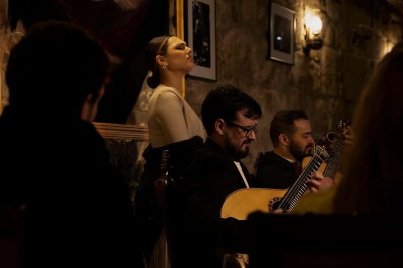 Porto: An Intimate Fado Show in a Historical Tavern - Finding the quiet tavern in Miragaia