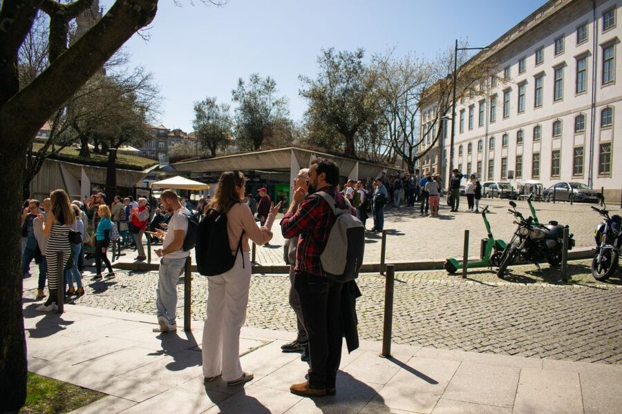 Porto: Historical Center Walking Tour - Starting in Porto’s medieval Sé quarter