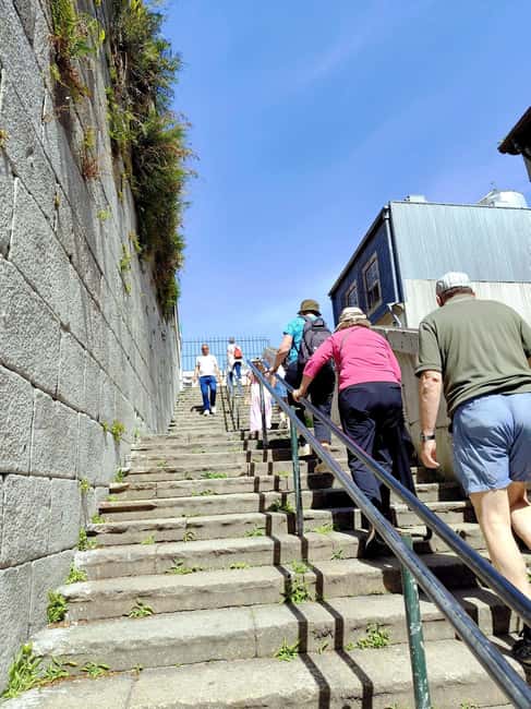 Porto: Jewish Heritage Walking Tour - Commerce do Porto Street and the city’s trading life
