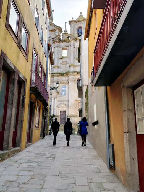 Porto: Jewish Heritage Walking Tour - S. Bento da Vitória Church and the changing city