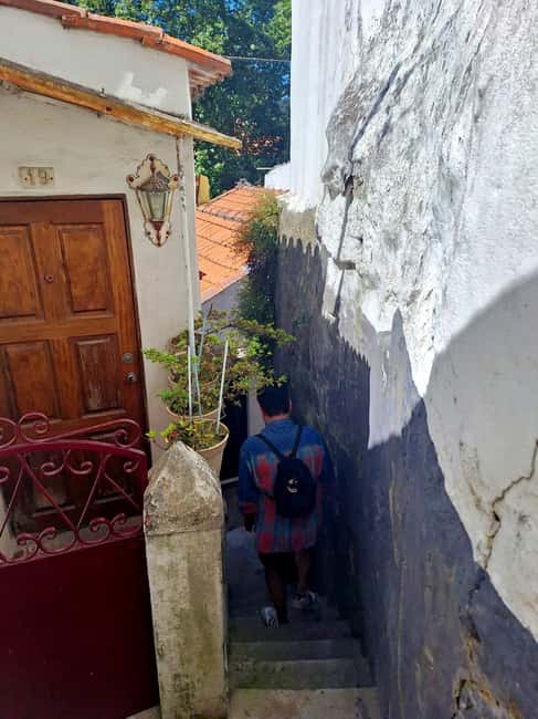 Porto: Jewish Heritage Walking Tour - The guides make or break the experience