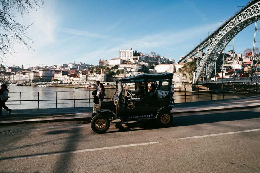 Porto: Private Tour of the Historic City in a Ford T Car - Why the Ford T works well in hilly Porto