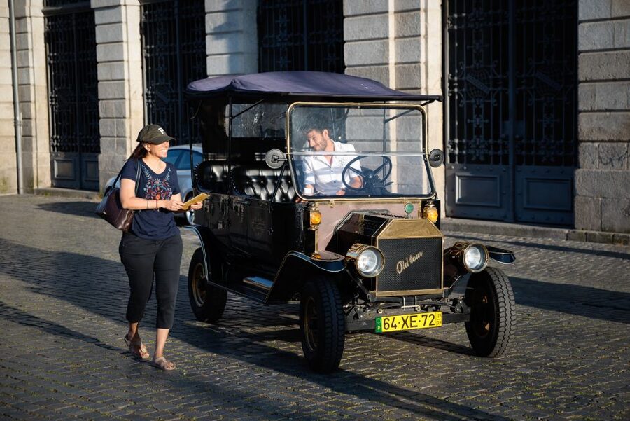 Porto: Private Tour of the Historic City in a Ford T Car - What the Port tasting adds