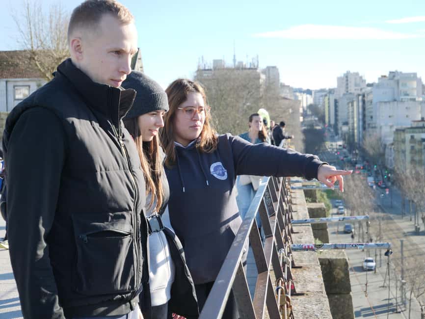 Porto: Private Tour of the Historic City in a Ford T Car - The guides make the short format work