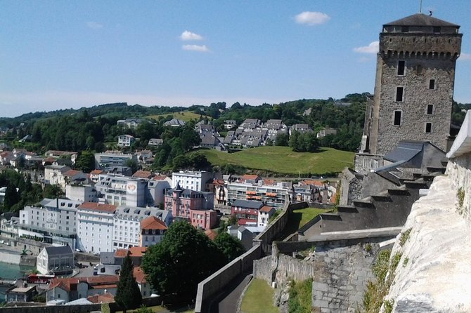 Private Guided History tour of Lourdes - Why a private guide helps in Lourdes