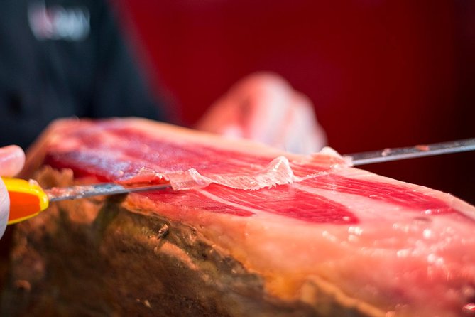 Private: Madrid Historic Centre Food Tour with 10+ Authentic - Key points at a glance