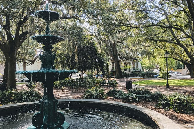 Private Tour of Savannah's Historic/Victorian Districts & Bonaventure Cemetery - Riding through Savannah’s 22 historic squares