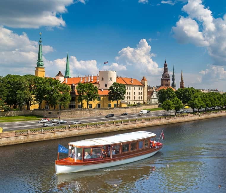 Riga: Canal & Daugava Cruise on a Historic Wooden Boat - Who will get the most from this boat ride?