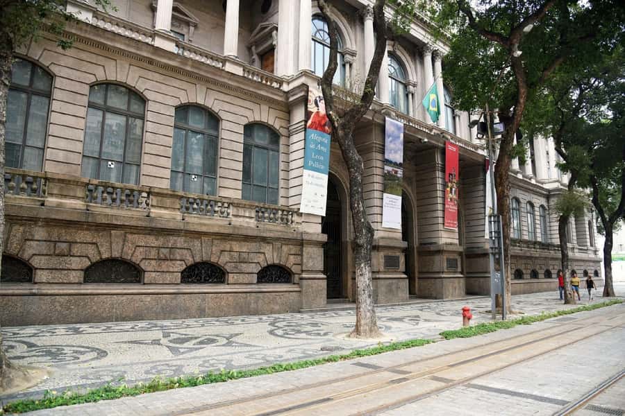 Rio de Janeiro: Historic Rio and Santa Teresa Half-Day Tour - Two Rios in One Four-Hour Route