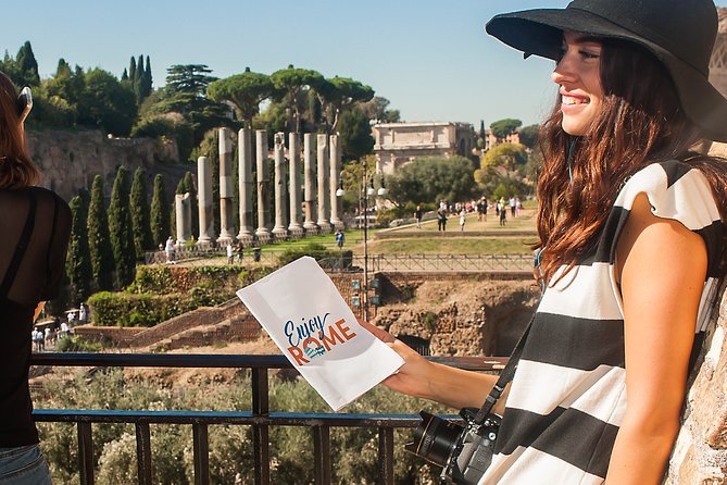 Rome: Colosseum Arena Floor, Roman Forum and Palatine Hill Tour - Walking the Roman Forum for one hour