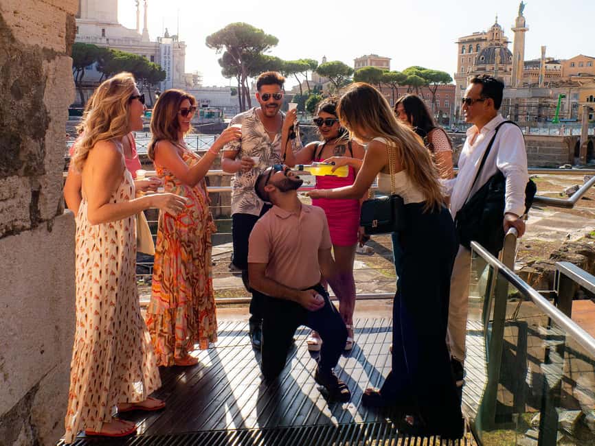 Rome: Guided Bar Crawl with Drinks & Dark History - Starting in Piazza della Madonna dei Monti