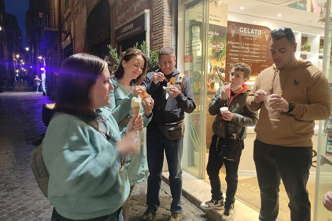 Rome: Trastevere street food and history tour - small group - Via della Lungaretta, Trastevere’s working spine