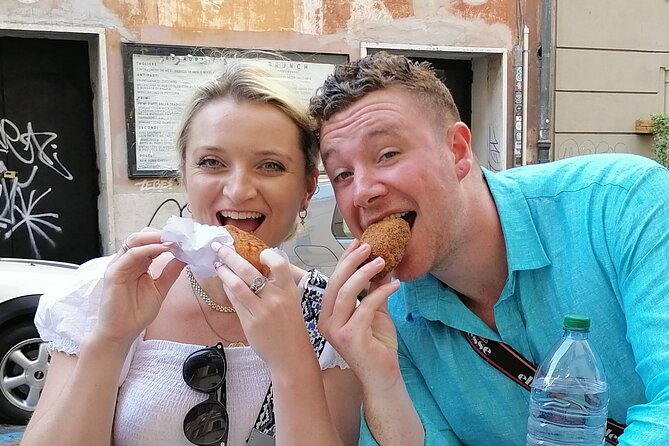 Rome: Trastevere street food and history tour - small group - Santa Maria in Trastevere and the final stretch