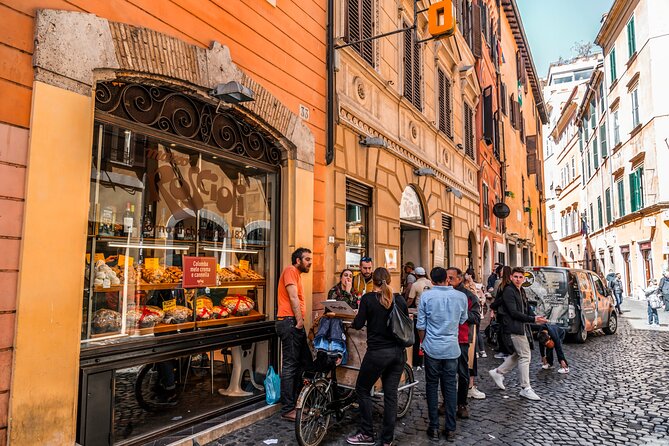 Rome: Ultimate Street Food Tour in the Old Town by Do Eat Better - Starting at Piazza de’ Ricci