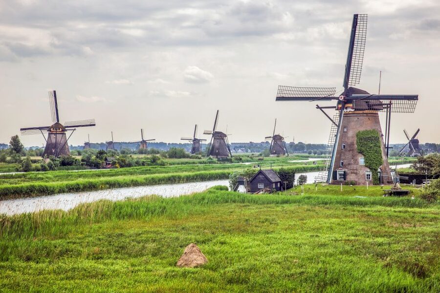 Rotterdam: Kinderdijk UNESCO World Heritage Entry Ticket - When to visit and what the hours mean