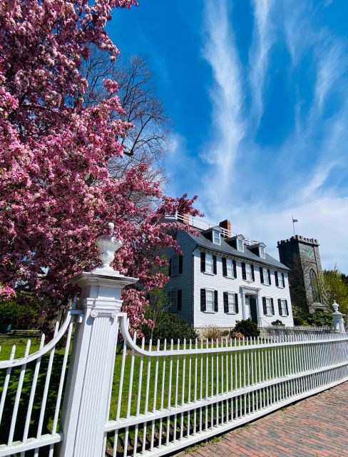 Salem, MA: History and Hauntings Guided Walking Tour - Chestnut Street and its 300 years of architecture