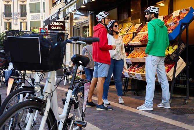 San Sebastian E-bike trour: Basque History and Cultural. - Zurriola Beach and the Kursaal