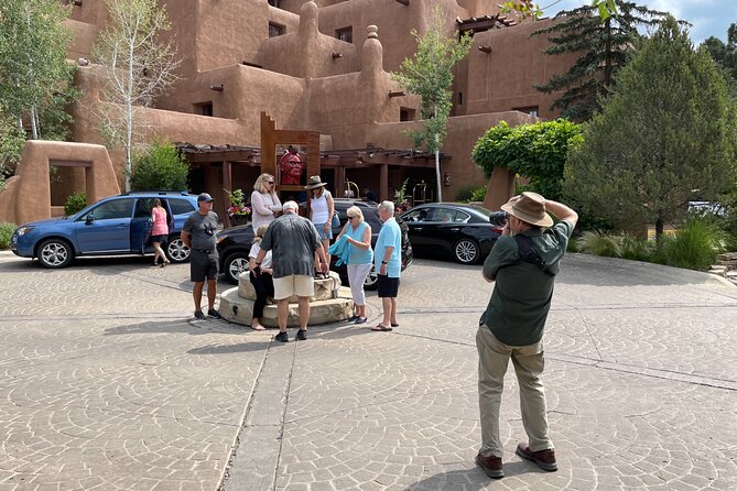 Santa Fe Ultimate History Walking Tour - Cathedral Basilica and the return to the Plaza