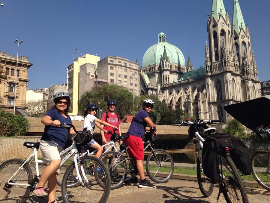 São Paulo: Downtown Historical Bike Tour - Key points to know before booking
