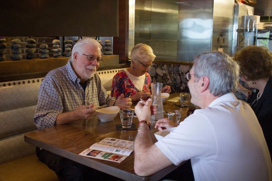 Savannah: Historic District Foodie Walking Tour - Key points to know before booking