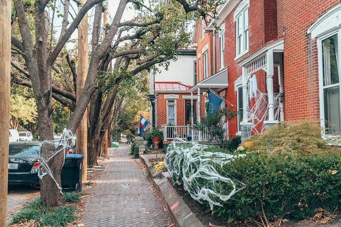 Secrets of Louisville: Food & History Walking Tour in NuLu - Kentucky food in generous portions