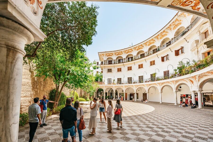 Seville: Tapas, Taverns and History Guided Walking Tour - Orange wine near the Cathedral