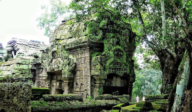 Siem Reap: Banteay Srei and Grand Circuit Heritage Tour - Lunch is a practical pause, not a full package