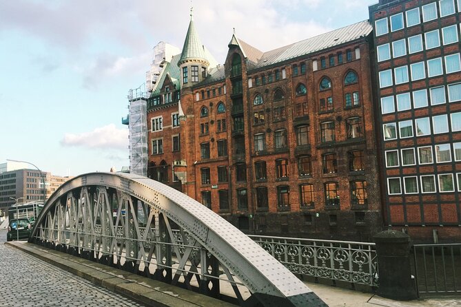 Sightseeing Tour - Free Tour - Historic Center-Hamburg On Foot - Deichstrasse and the feel of eighteenth-century Hamburg
