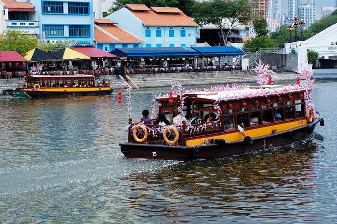 Singapore Group History & Culture Walking Tour - Walking beside the Singapore River