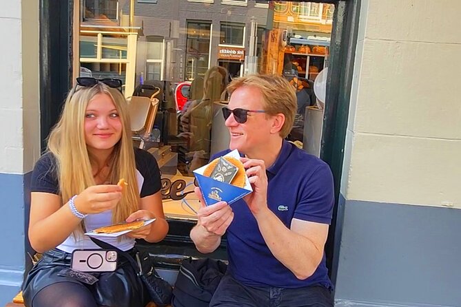 Skipping Lines & Sipping Beers: A History Tour of Amsterdam - Fabel Friet and the value of skipping the queue