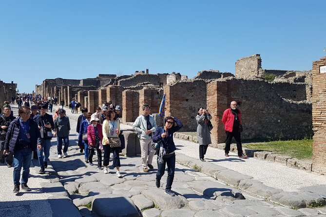 Small-Group Rome to Pompeii & Amalfi: Day of History & Sea - Four hours by the sea in Amalfi or Maiori