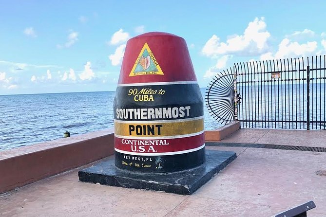 Southernmost Key West History and Culture Small-Group Walking Tour - What the guide adds to the experience