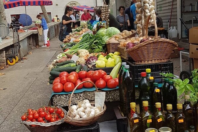 Split History and Gastro Small-Group Tour with Food and Drinks - Trumbićeva obala and the final waterfront stop