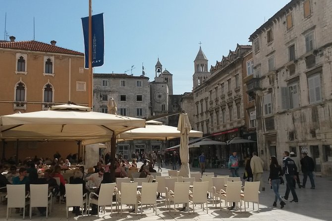 SPLIT-PRIVATE Walking Tour of Diocletian's Palace & Old Town - The Peristyle, Vestibule, and the emperor’s private world