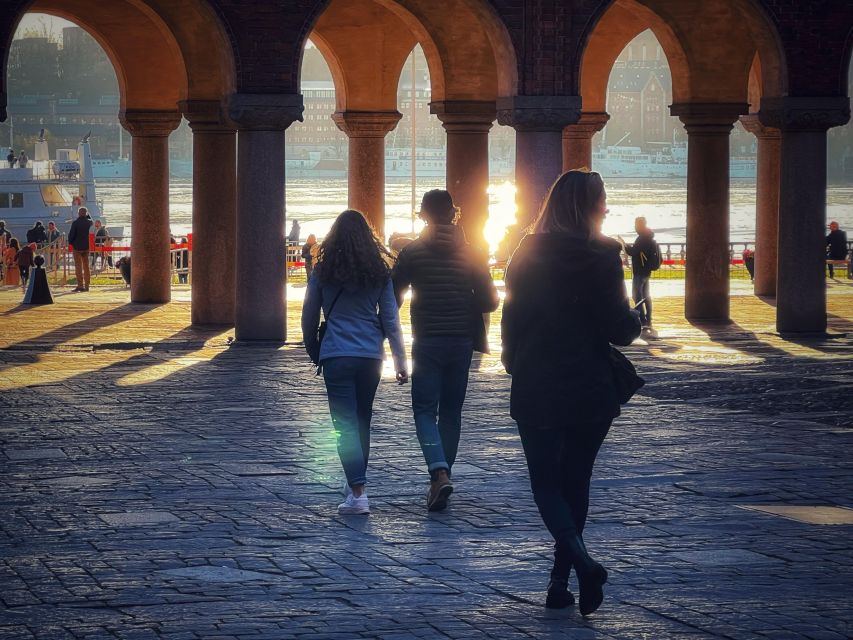 Stockholm Old Town Walking Tour: History & local Insights - Price, payment, and overall value