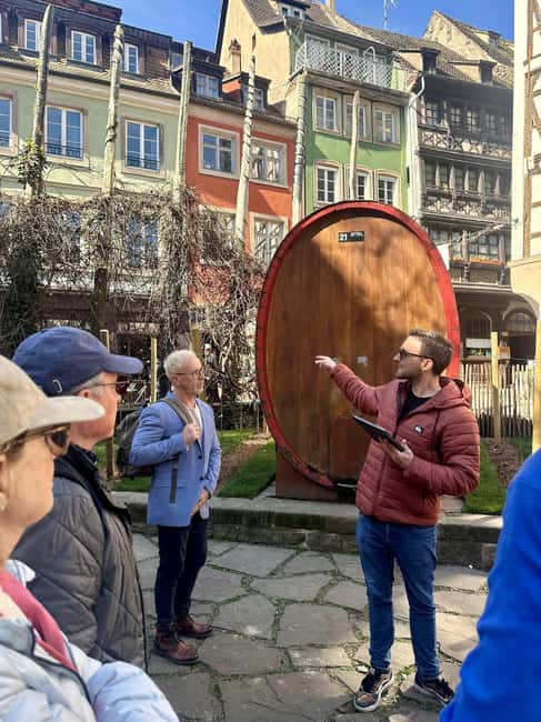 Strasbourg on Foot: Historic Center and Petite France with a Local Guide - Saint-Thomas Church and Strasbourg’s religious mix